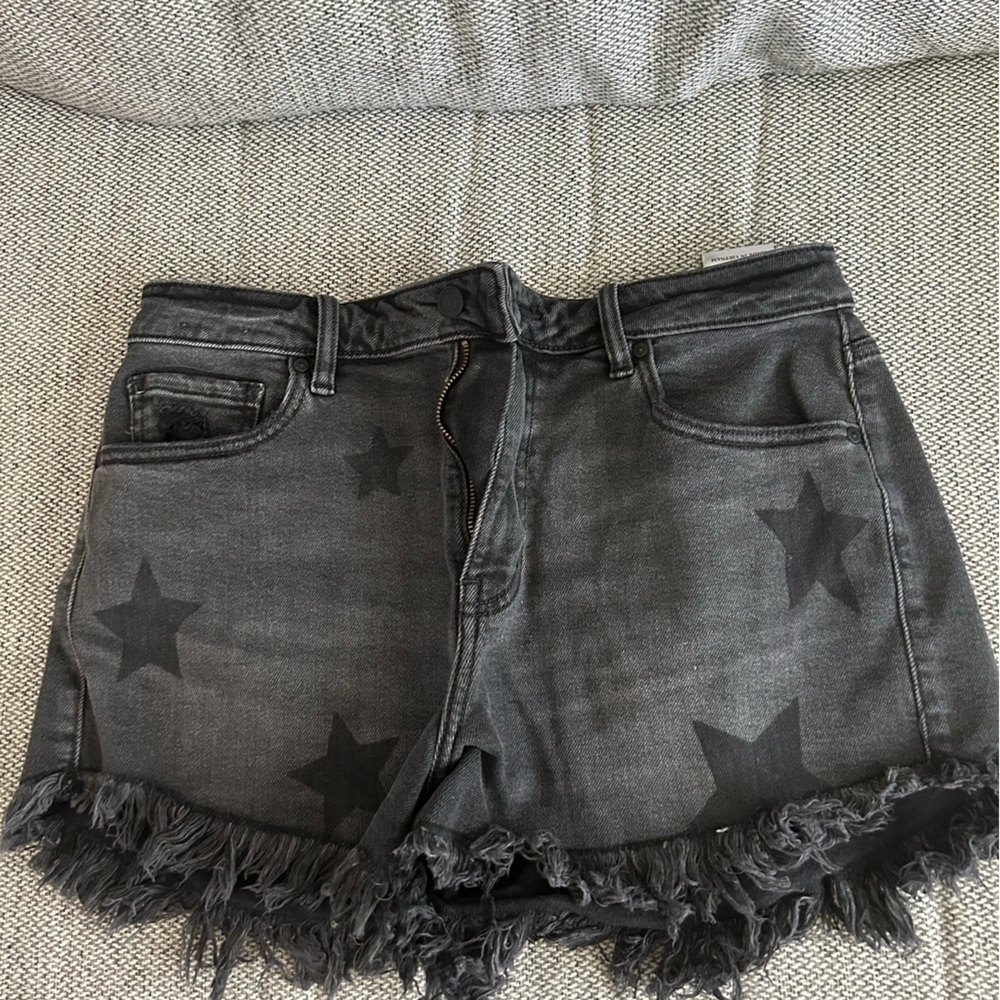 Eunina black star shorts